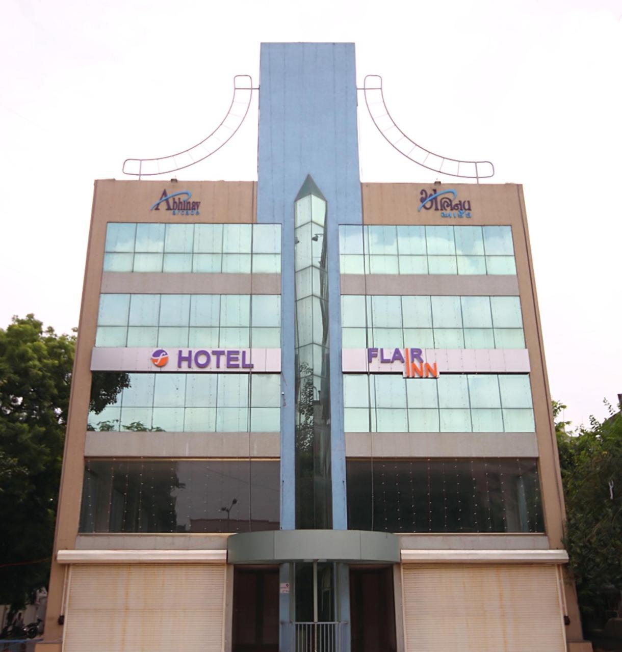 Hotel Flair Inn Ahmedabad Esterno foto
