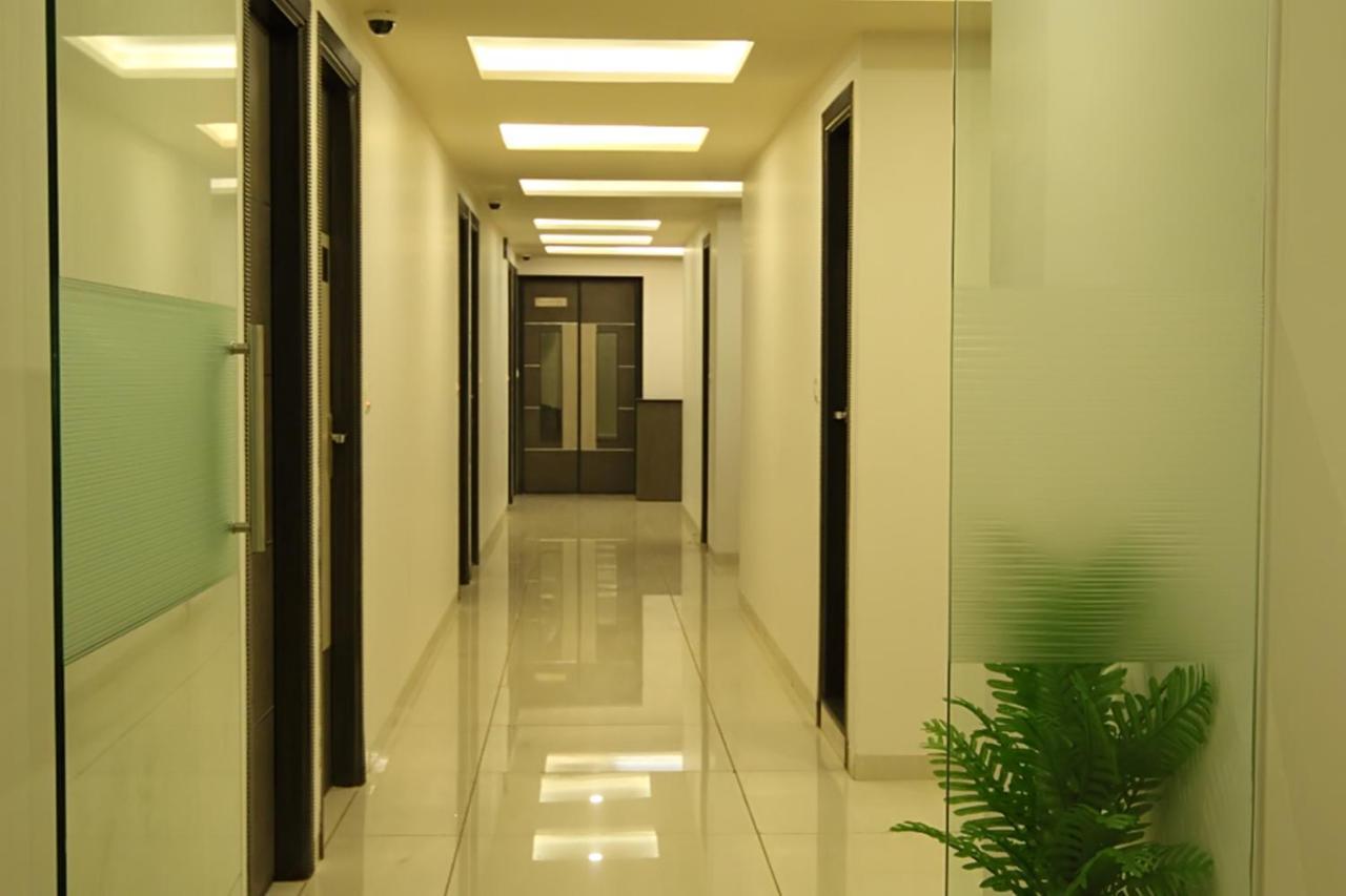 Hotel Flair Inn Ahmedabad Esterno foto